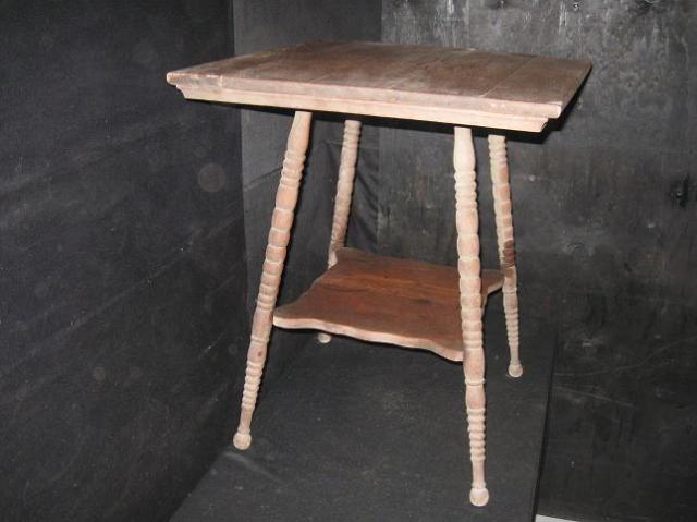 Antique Victorian Era Oak Parlor Table End Table Side 