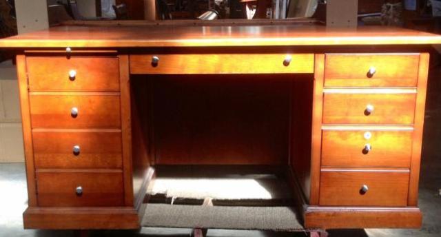 Thomasville Furniture Workstyles Double Pedestal Desk Office