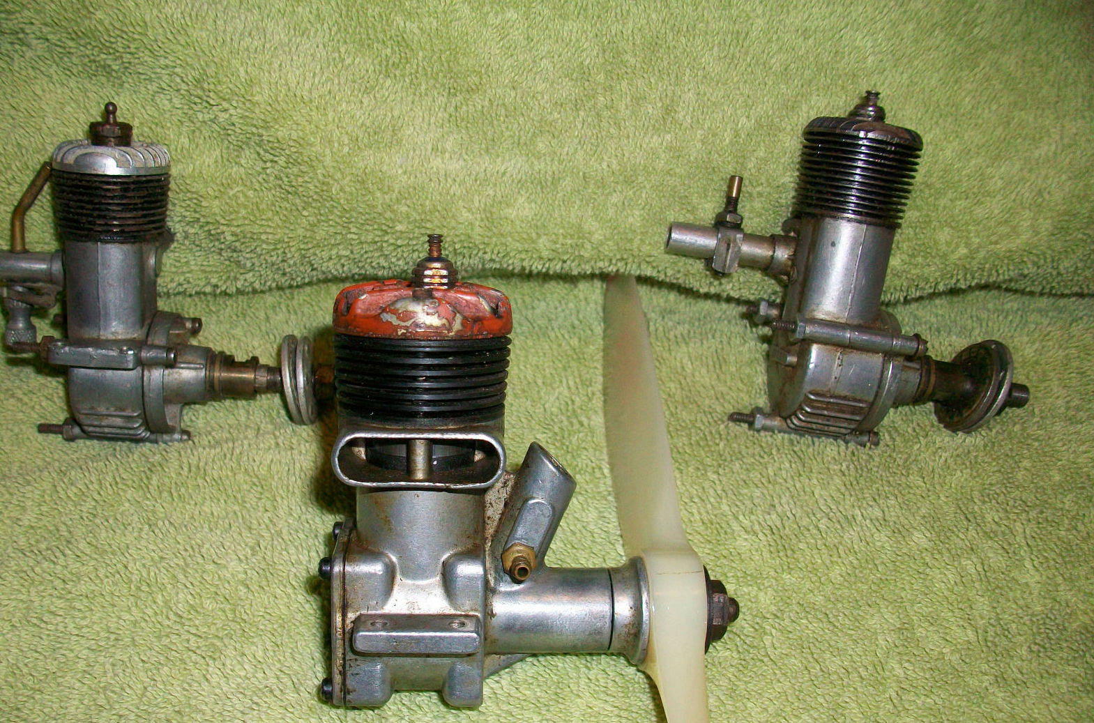 Vintage Model Engines 98