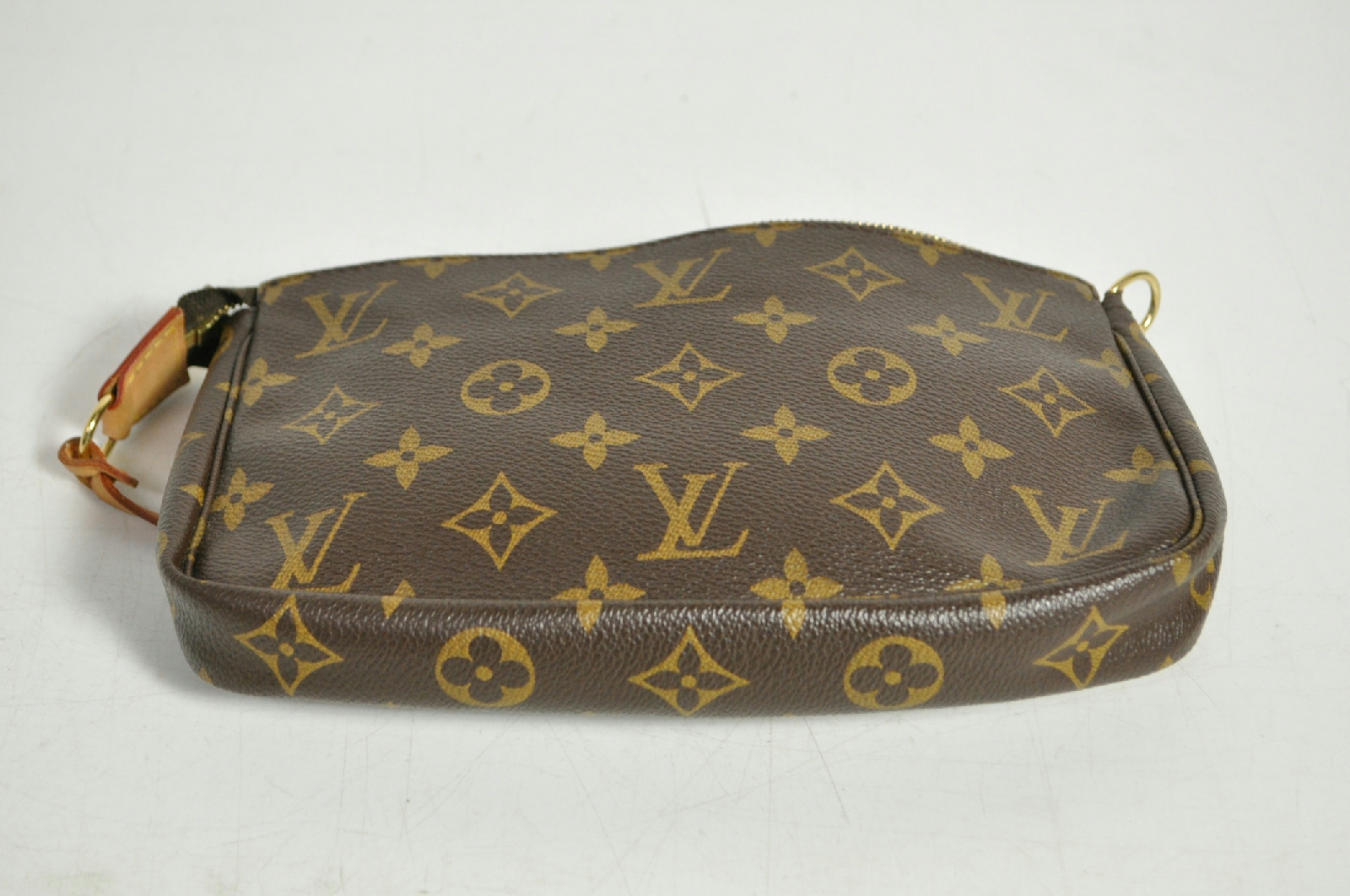 Signature Louis Vuitton Bags | SEMA Data Co-op